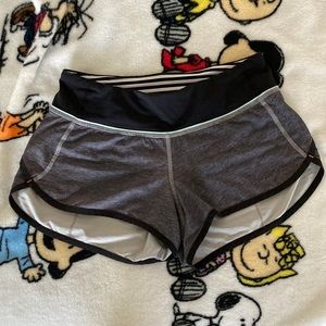 RARE Lululemon speed up LR shorts 2.5”